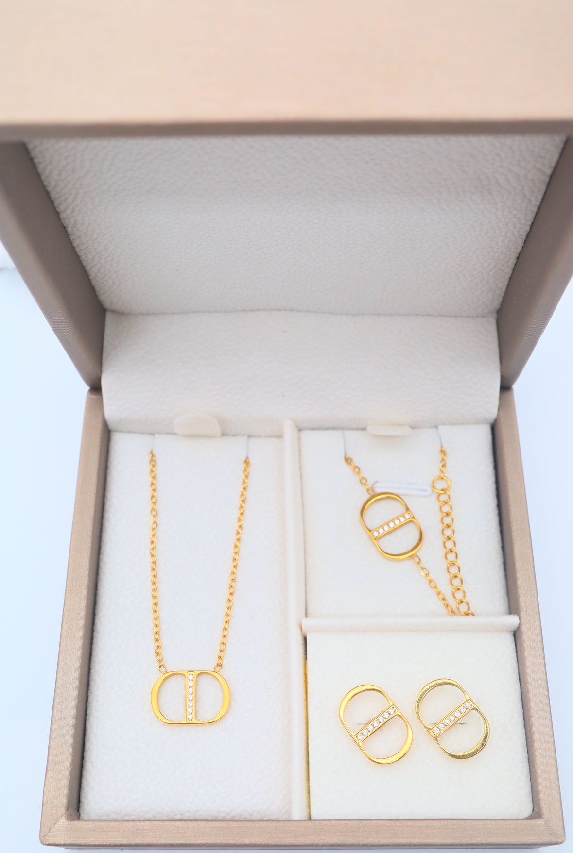 Gold Eclipse Jewellery Set