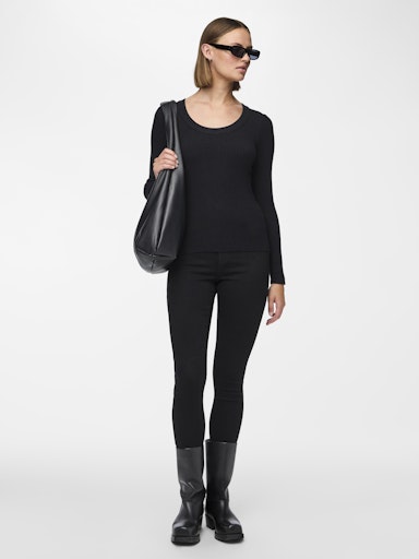 New O-Neck Rib Jumper Black